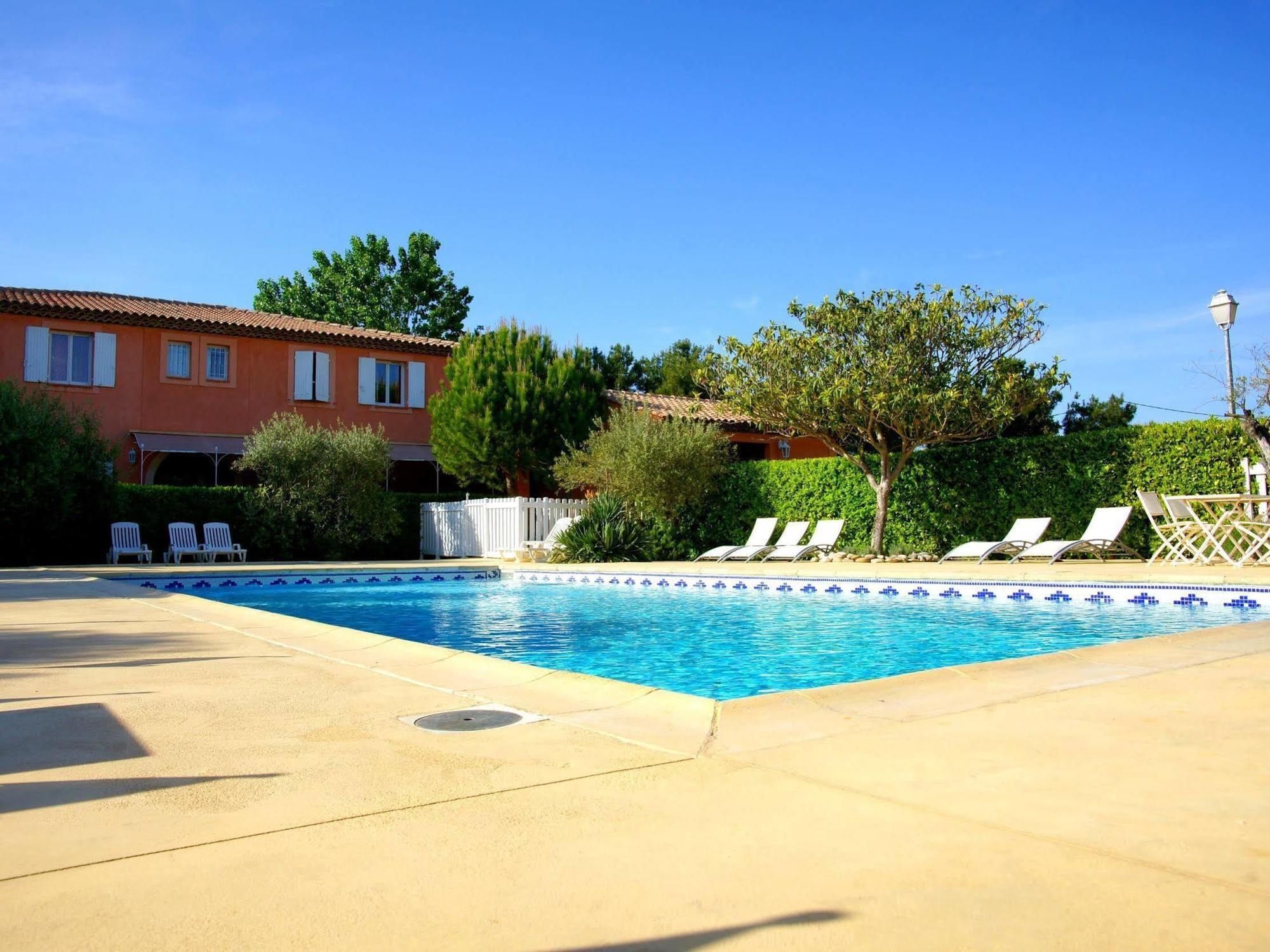 Logis Hotel & Restaurant L'Etape Bouc Bel Air - Gardanne Ngoại thất bức ảnh