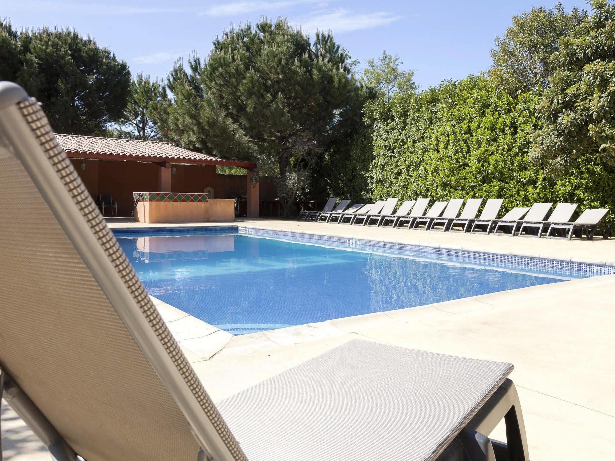Logis Hotel & Restaurant L'Etape Bouc Bel Air - Gardanne Ngoại thất bức ảnh