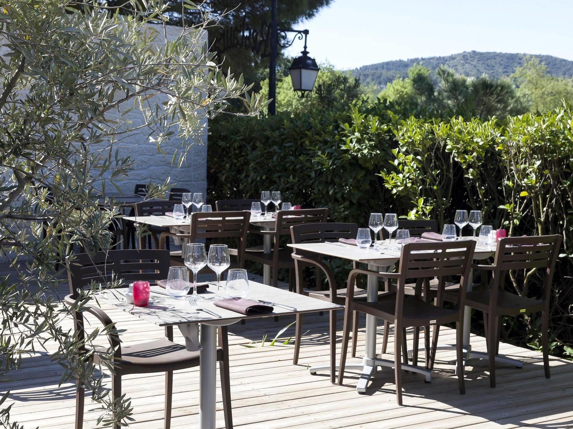 Logis Hotel & Restaurant L'Etape Bouc Bel Air - Gardanne Ngoại thất bức ảnh
