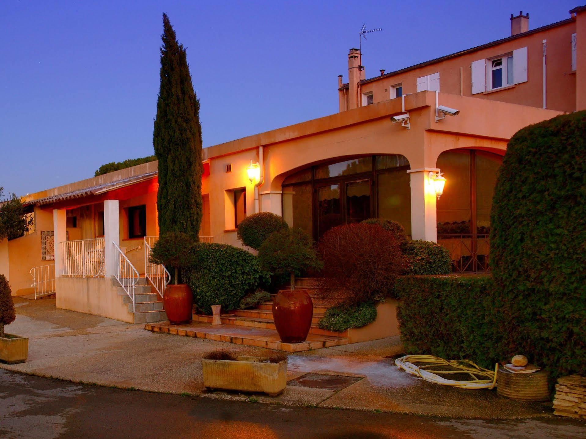 Logis Hotel & Restaurant L'Etape Bouc Bel Air - Gardanne Ngoại thất bức ảnh