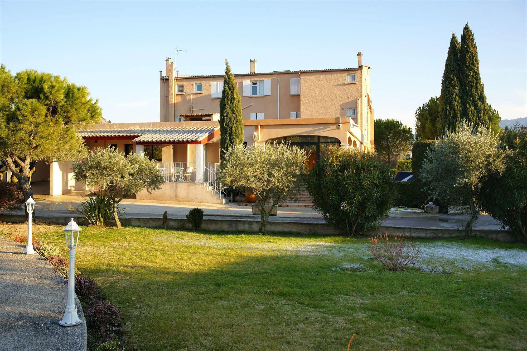 Logis Hotel & Restaurant L'Etape Bouc Bel Air - Gardanne Ngoại thất bức ảnh